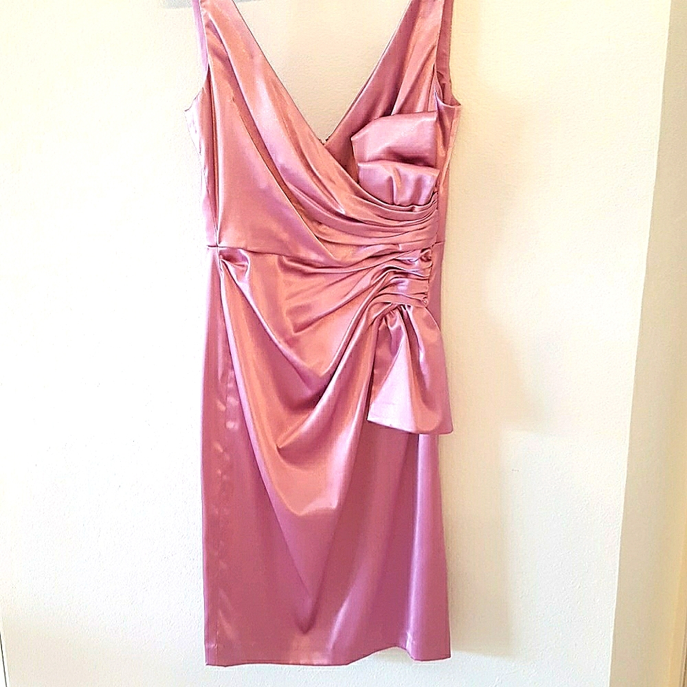 Maggy London lavendar dress